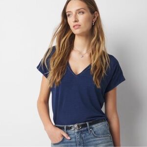 White House Black Market Women Medium  Navy Blue V-Neck Top